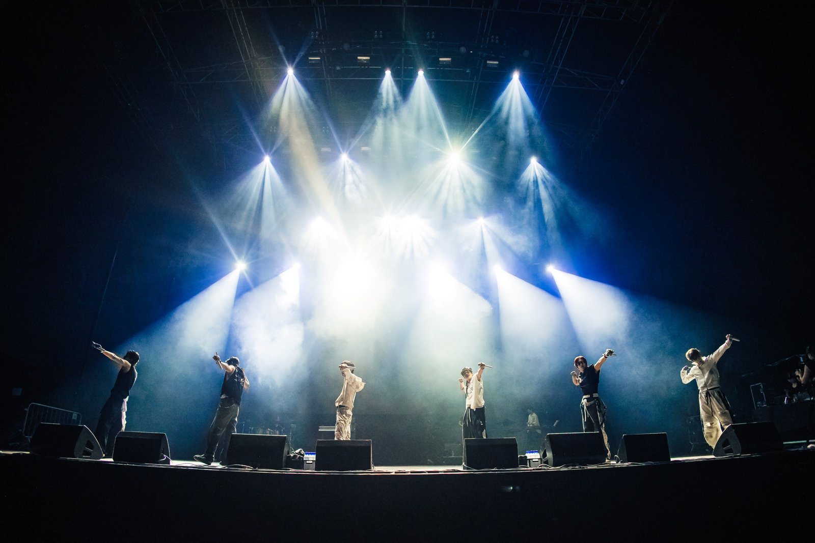 RIIZE se corona como el primer grupo masculino de K-Pop en llegar a Lollapalooza LATAM 